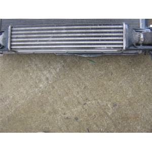 RADIATORE INTERCOOLER USATO GRANDE PUNTO 1.3 MJET 75 CV (55702237  )