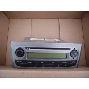 AUTORADIO CD STEREO FIAT GRANDE PUNTO 735481299