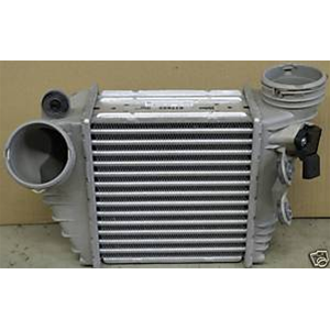 RADIATORE INTERCOOLER NUOVO VALEO GOLF /AUDI A3  (817653)